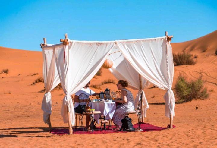 Merzouga Luxury Camp Eksteriør billede